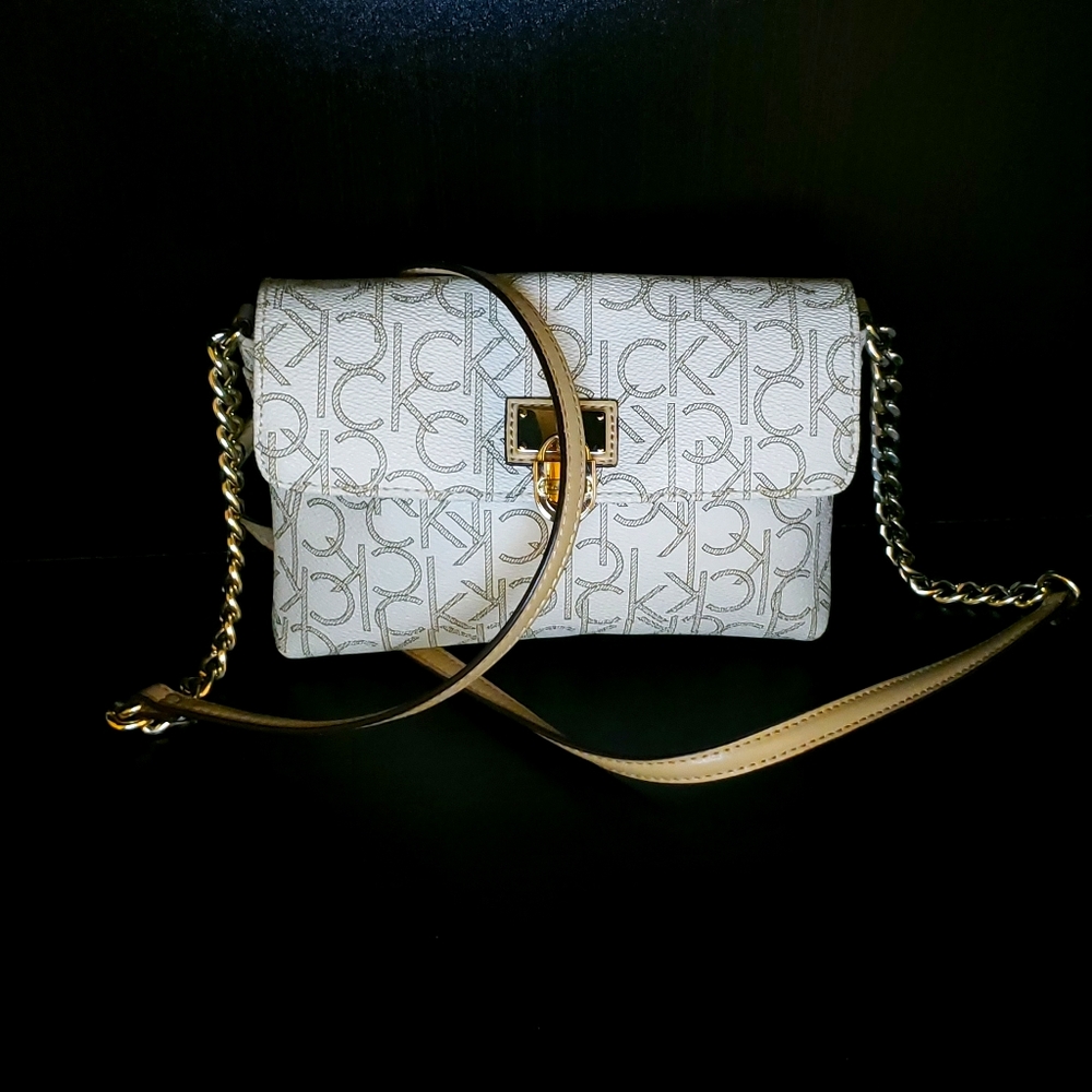Calvin Klein Chain Crossbody Purse